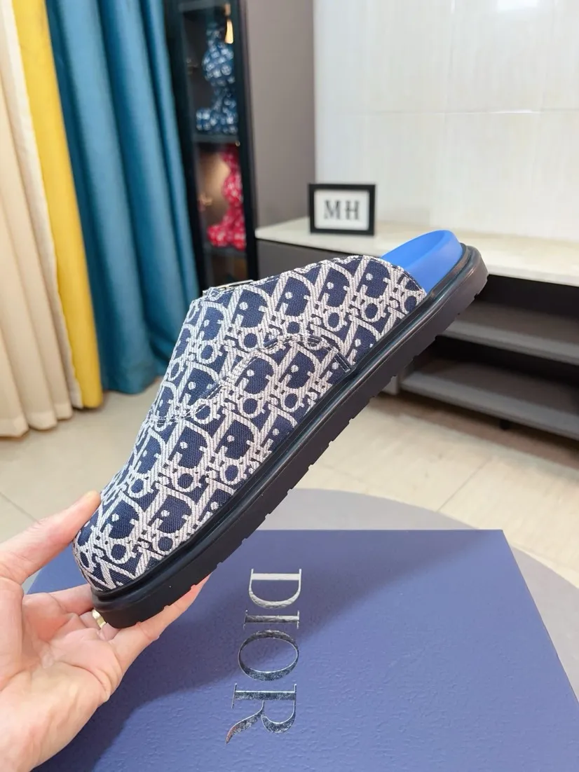 Men's shoes 💰380🌸🌸【Dior】Top purchasing agent 🇮🇹 Di Street Male God half drag counter synchronization, uppers imported from Italy with D logo fabric, high-quality complex splicing craftsmanship, soles: original soles specially provided by the original factory, exclusive event molded soles super comfortable, original factory single goods, 🔍🔍high quality, you can enter and exit the counter at will, welcome to compare, size number 38-45 (order 46)